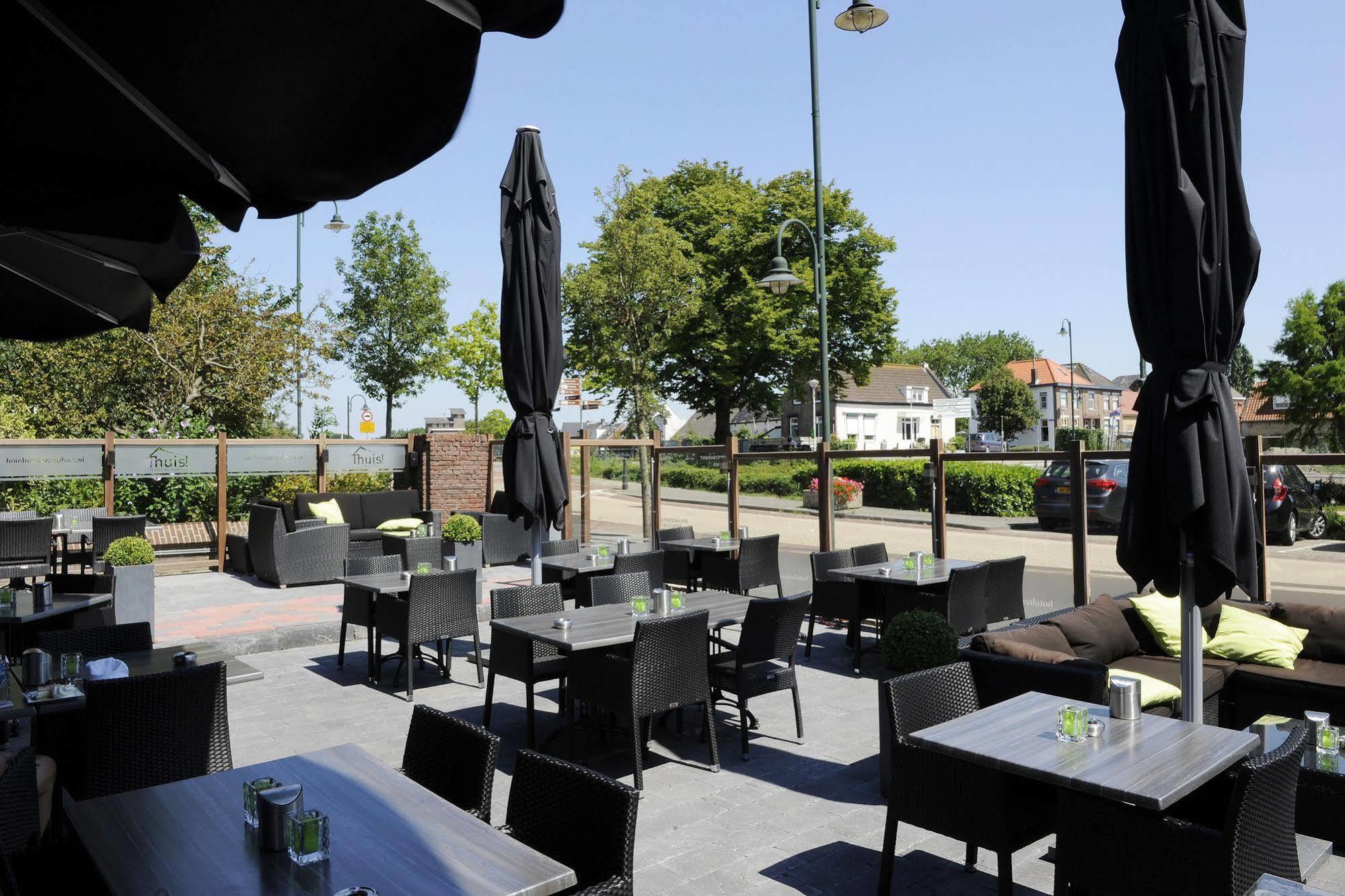 Hotel-Restaurant Thuis! Dinteloord Экстерьер фото